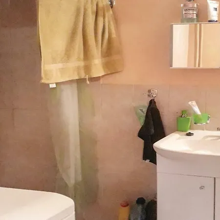 One-bedroom Holiday In *