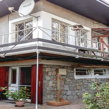 One-bedroom Holiday In